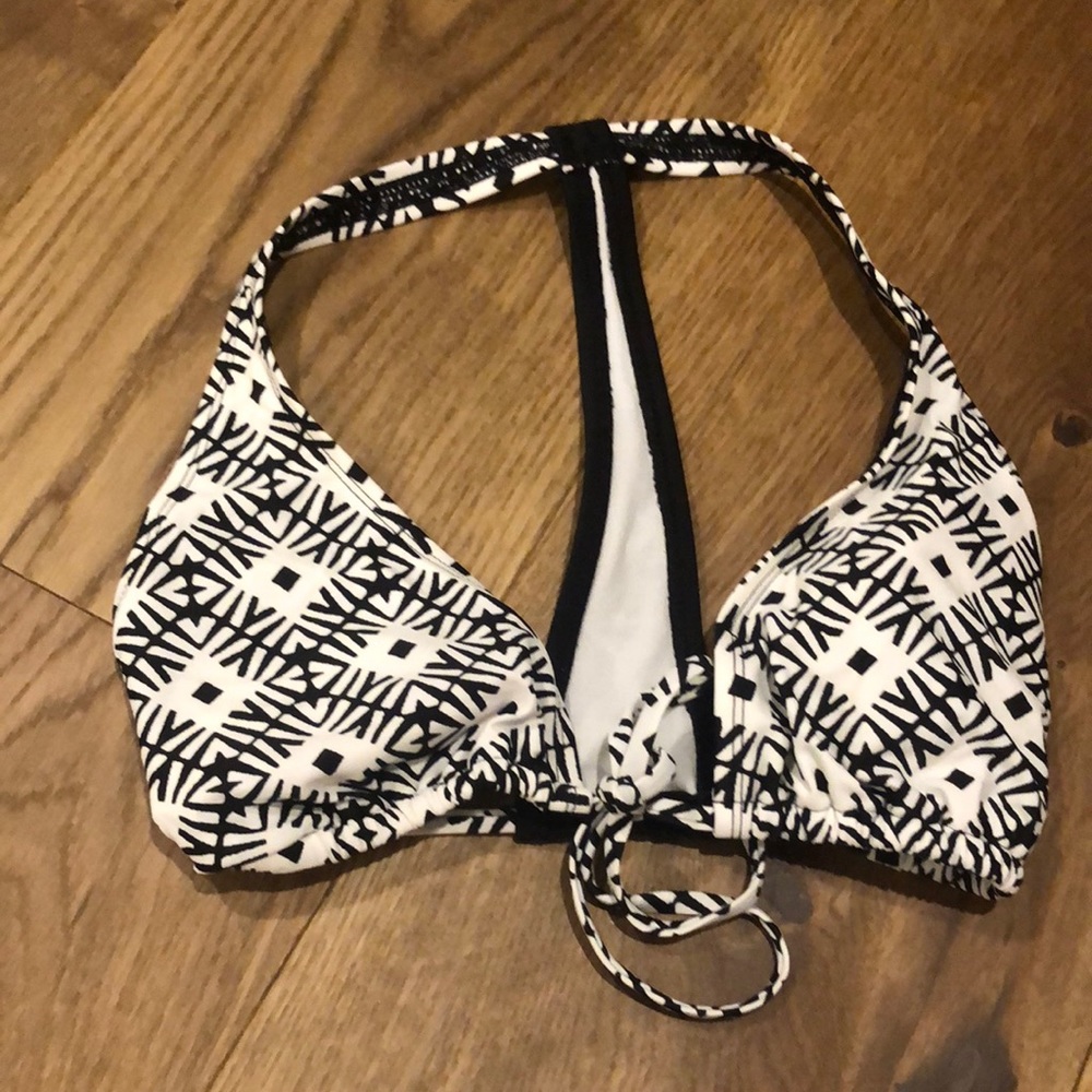Tie front adjustable racer back bikini top